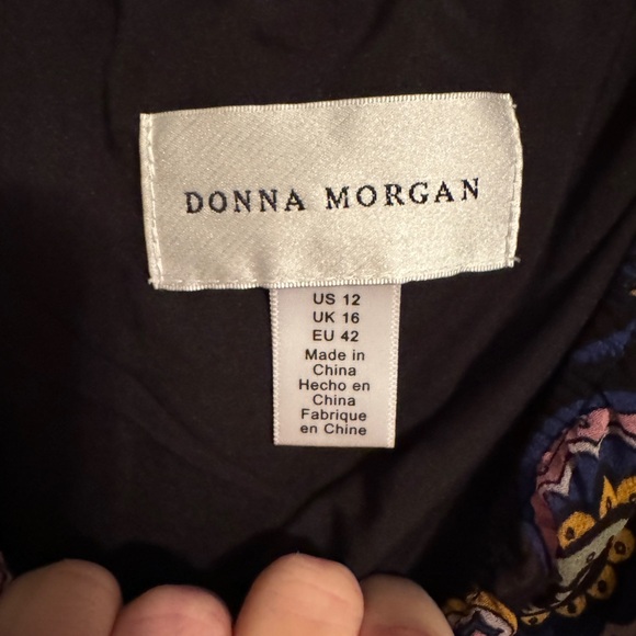 Donna Morgan Floral Chiffon Maxi Dress - Picture 8 of 9